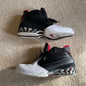 Nike Air Zoom Vick II Size 13